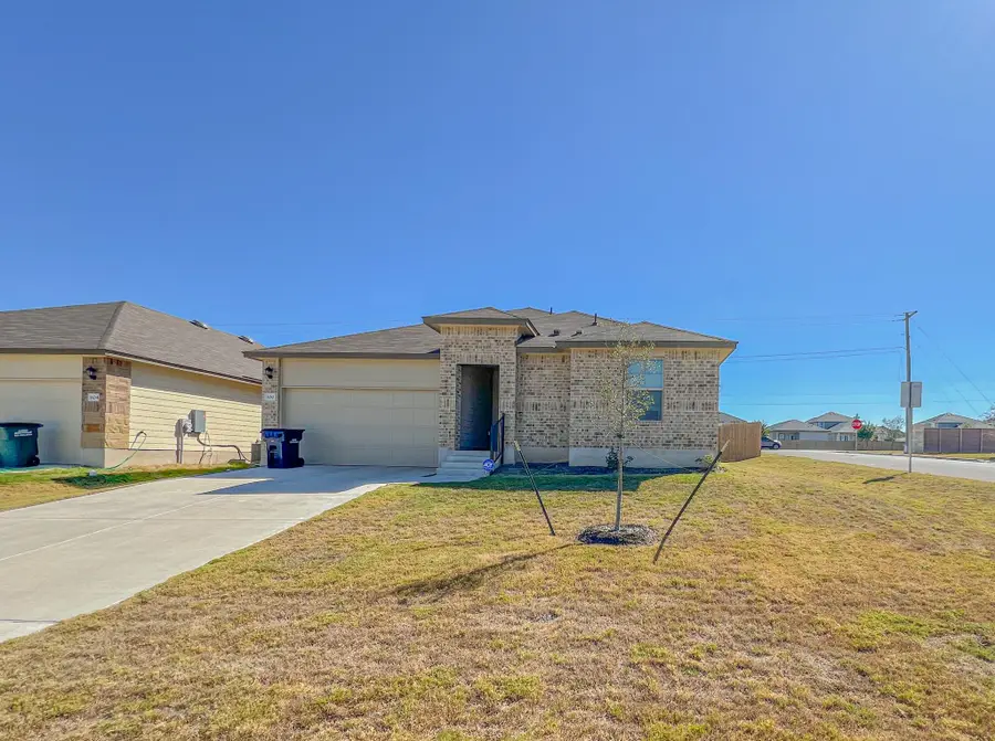 100 Taggart Trl, Jarrell, TX 76537 - Image #3