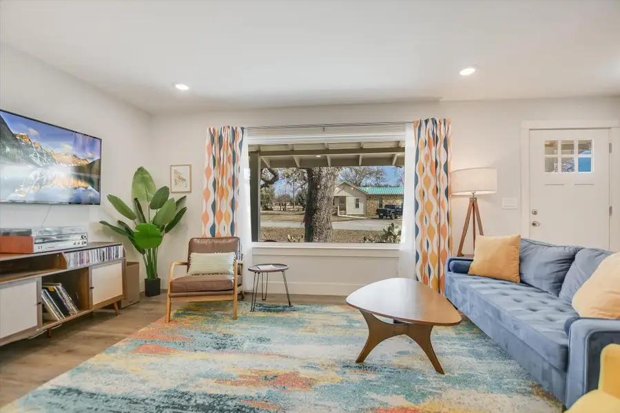 708 Avenue F, Marble Falls, TX 78654 - #3