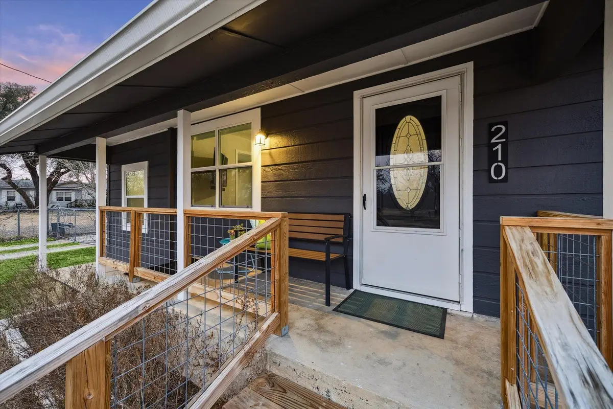 210 Fallwell St, Liberty Hill, TX 78642 - #1