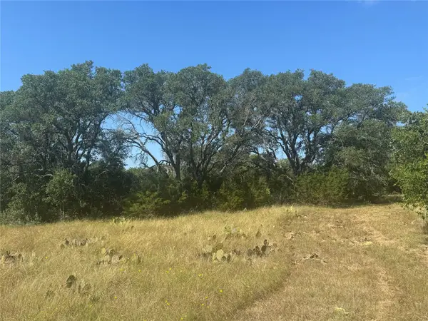5 Back Bone Creek Dr, Burnet, TX 78611
