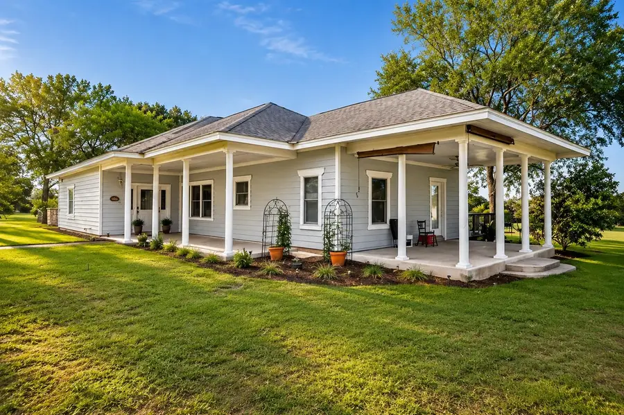 268 Privada Dr, Del Valle, TX 78617 - #2
