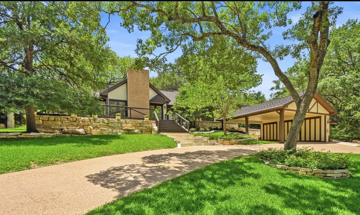 2106 Cypress Pt E, Austin, TX 78746 - #1