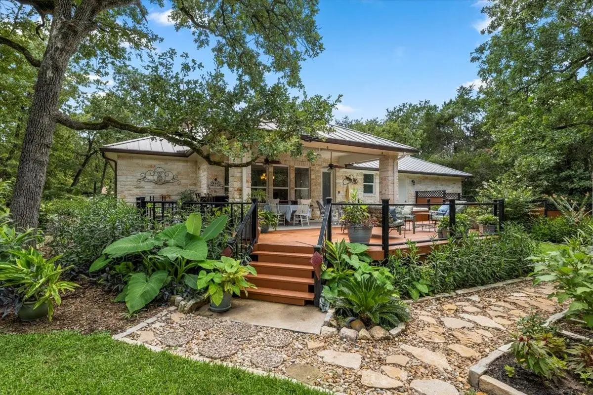 118 Loblolly Dr, Elgin, TX 78621 - #1