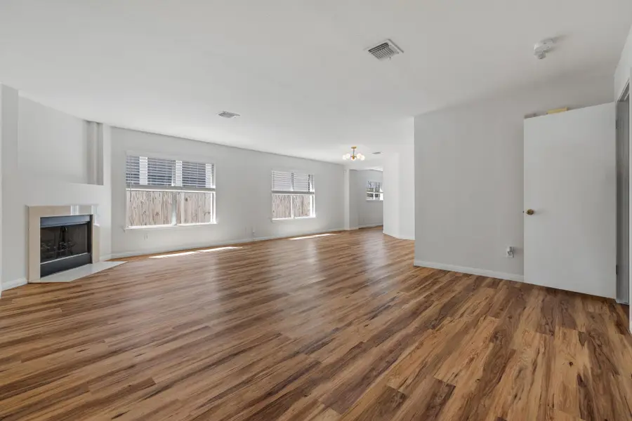 8400 Steamline Cir, Austin, TX 78745 - #3