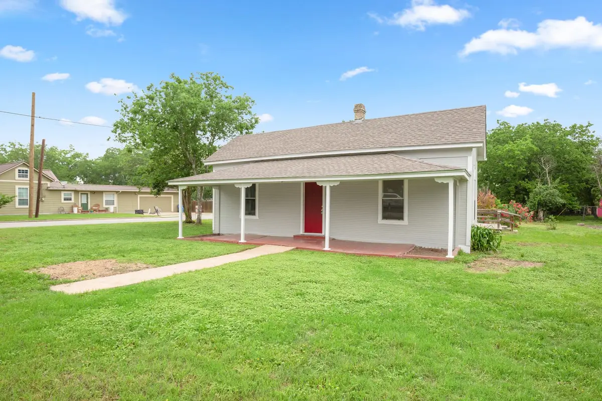 104 W Hall St, Pflugerville, TX 78660 - #1