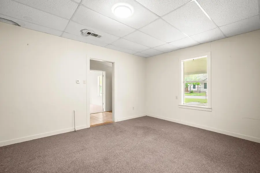 104 W Hall St, Pflugerville, TX 78660 - #2