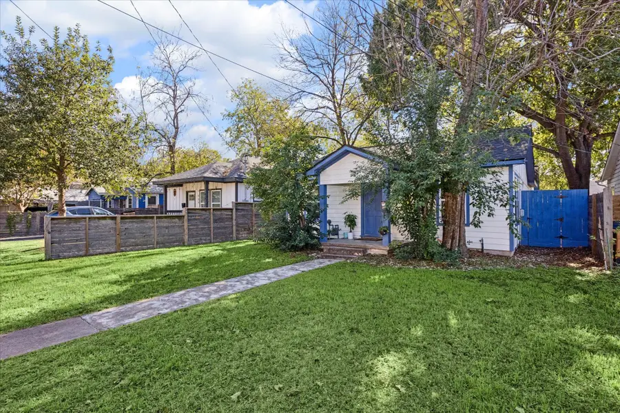 907 E 53rd St, Austin, TX 78751 - Image #3