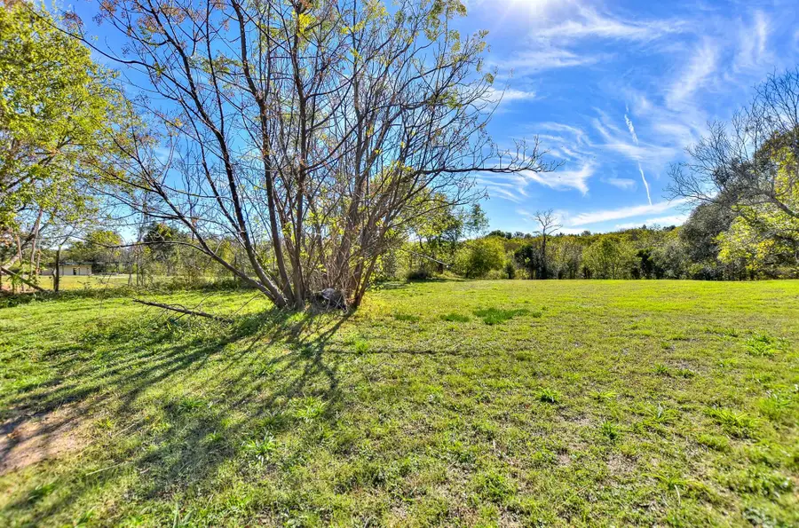 210 E Morrow St, Georgetown, TX 78626 - #3