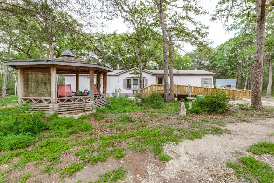 319 Green Oaks Dr, Bastrop, TX 78602 - #2