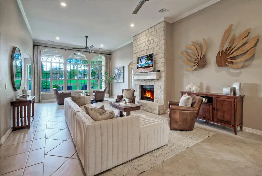 10813 River Plantation Dr, Austin, TX 78747 - #2