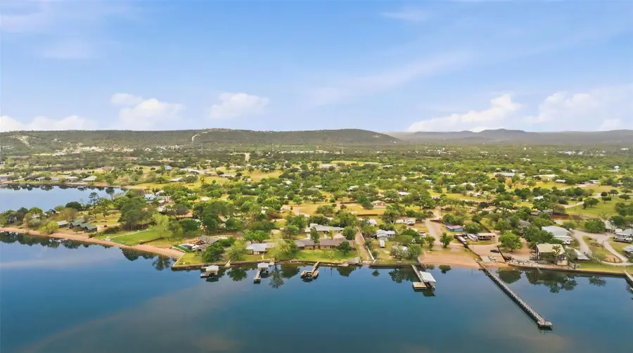 348 Carlson Cir, Buchanan Dam, TX 78609 - #2