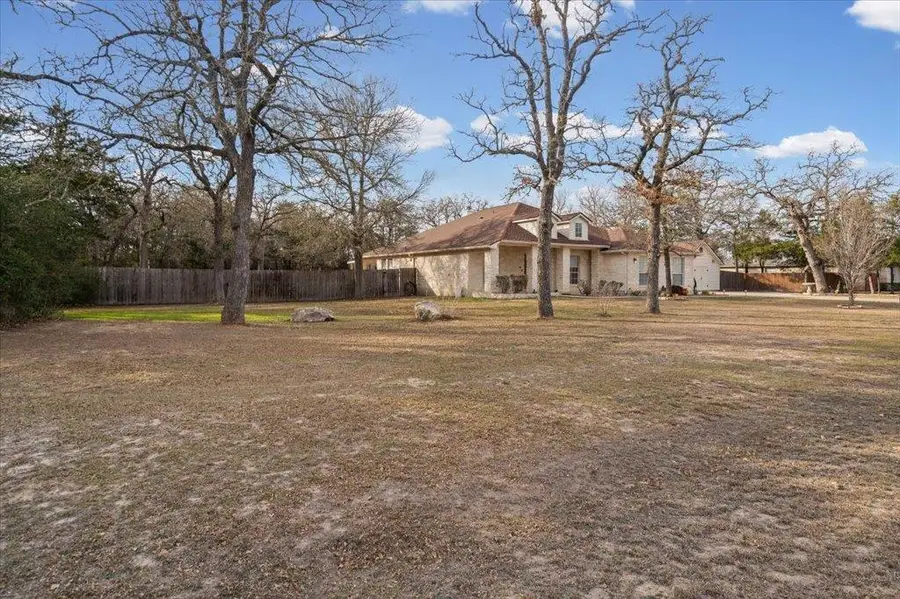 118 Wamel Way, Cedar Creek, TX 78612 - #2