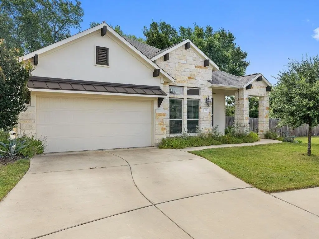 928 Centerra Hills Cir, Round Rock, TX 78665 - #1