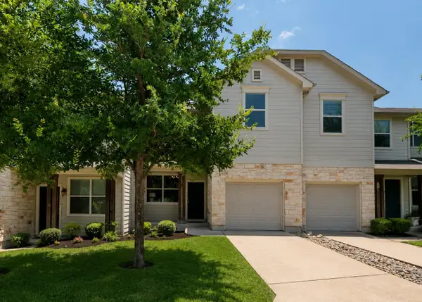 512 Eberhart Ln #1205, Austin, TX 78745
