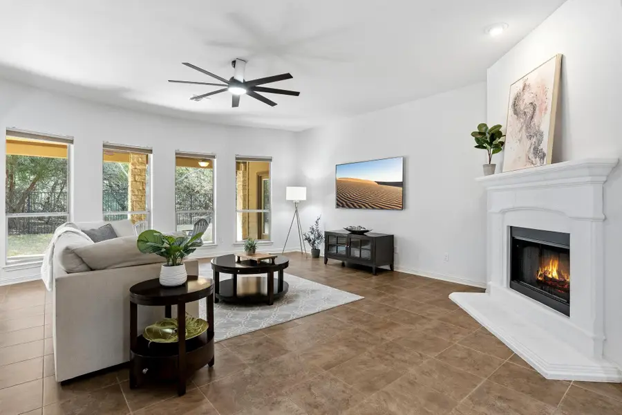 630 Wild Rose Dr, Austin, TX 78737 - Image #3