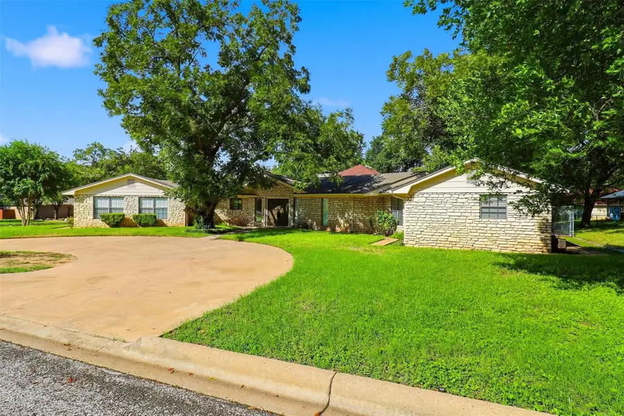 268 Quail St, Meadowlakes, TX 78654 - #2
