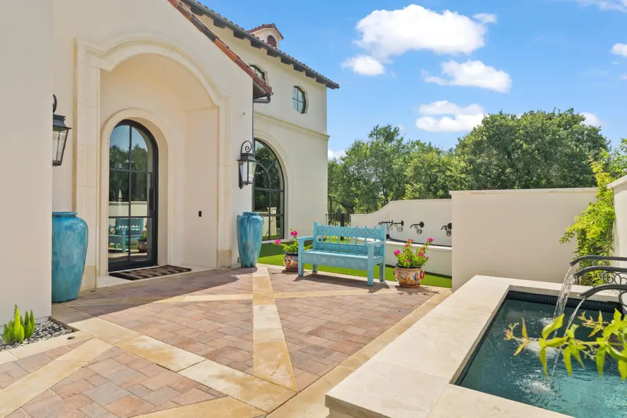 125 Plaza Escondido, Horseshoe Bay, TX 78657 - #3