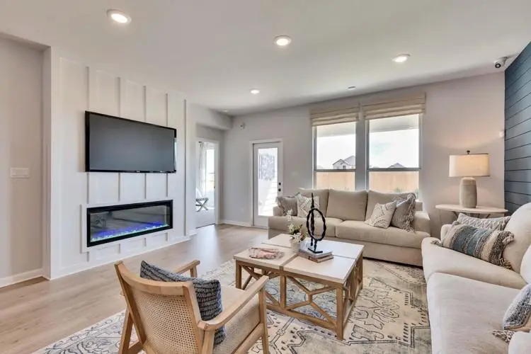 6406 Smarty Jones Ln, Buda, TX 78610 - #2