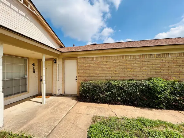 416 Greenlawn Blvd, Round Rock, TX 78664