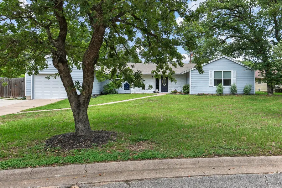 508 San Jacinto Dr, Rockdale, TX 76567 - #2