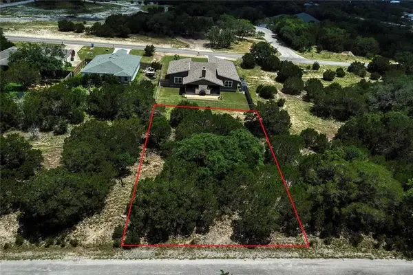 2211 Thurber Ln, Lago Vista, TX 78645