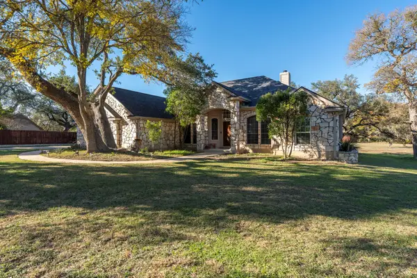 330 Humphrey Dr, Buda, TX 78610