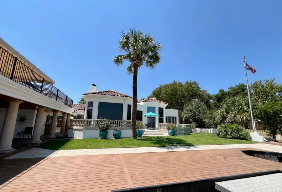 101 Far North Cir, Horseshoe Bay, TX 78657 - #2