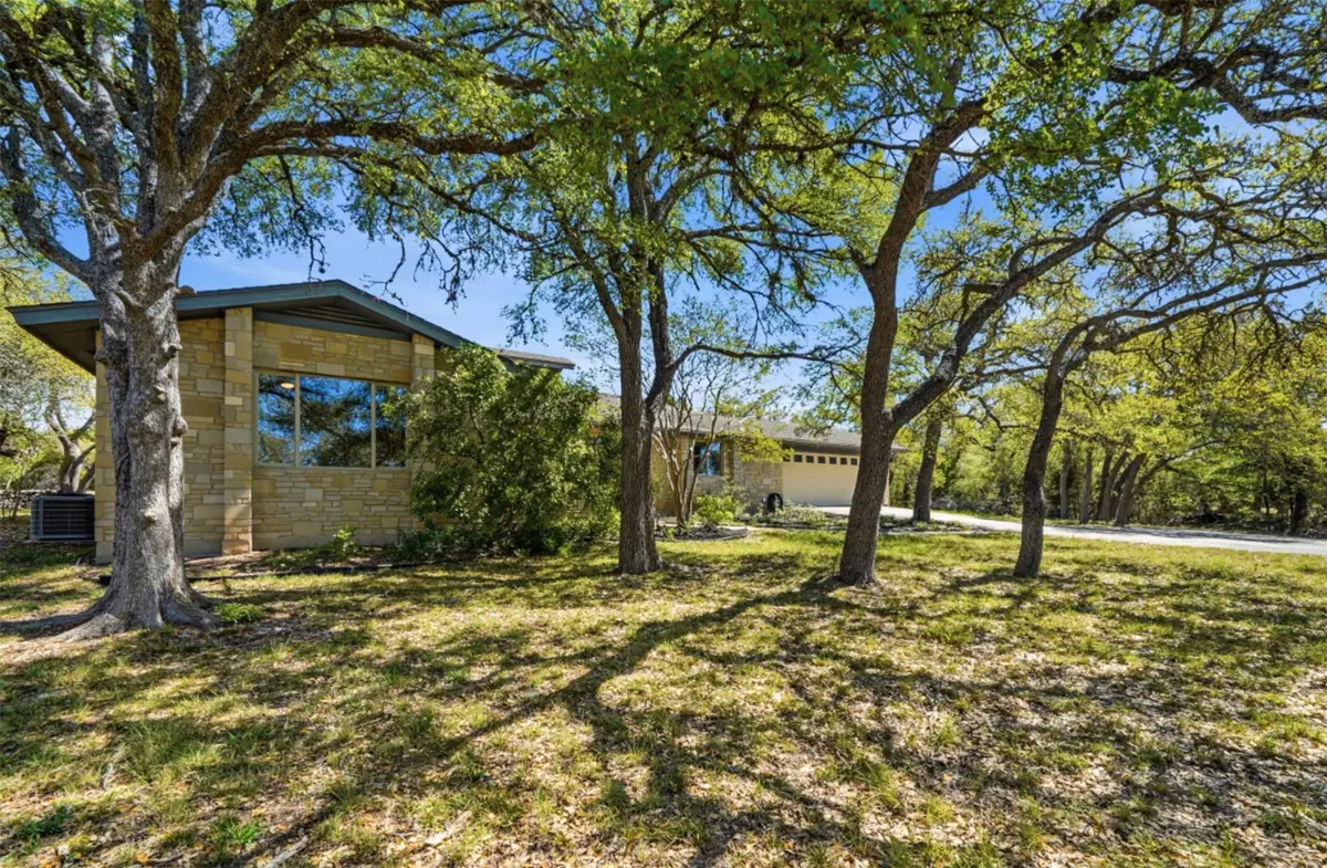 1041 Hidden Hills Hls, Dripping Springs, TX 78620 - #1