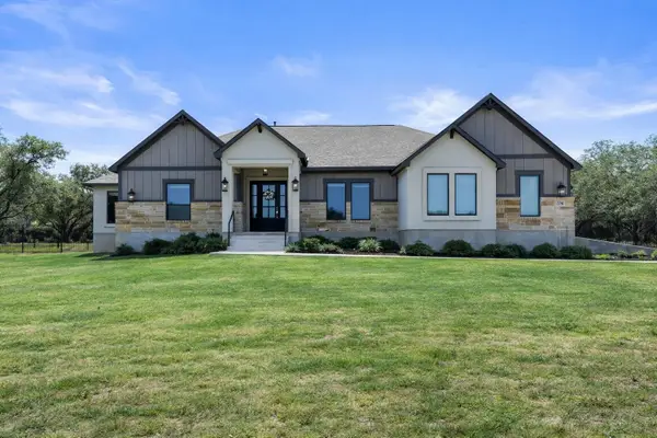 204 Love Creek Ct, Spicewood, TX 78669