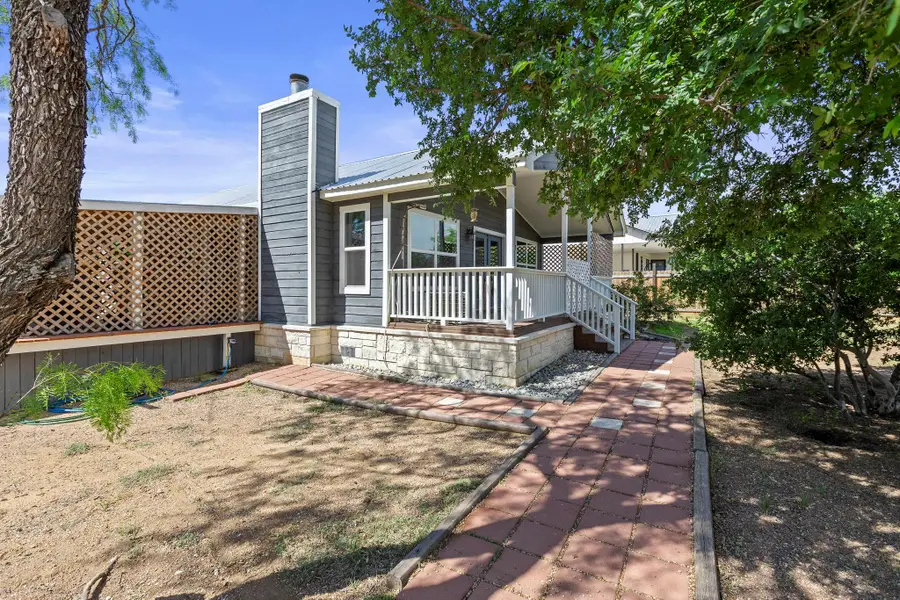 813 Airway St, Kingsland, TX 78639 - #3