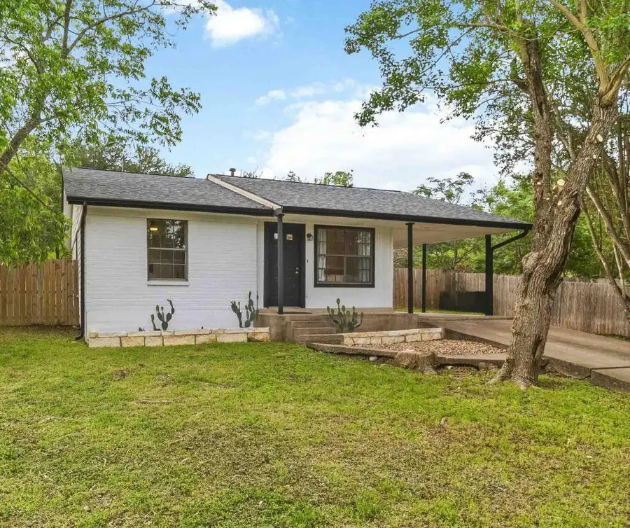 805 Indiana St, San Marcos, TX 78666 - #2