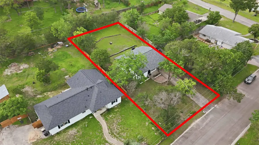 805 Indiana St, San Marcos, TX 78666 - #3