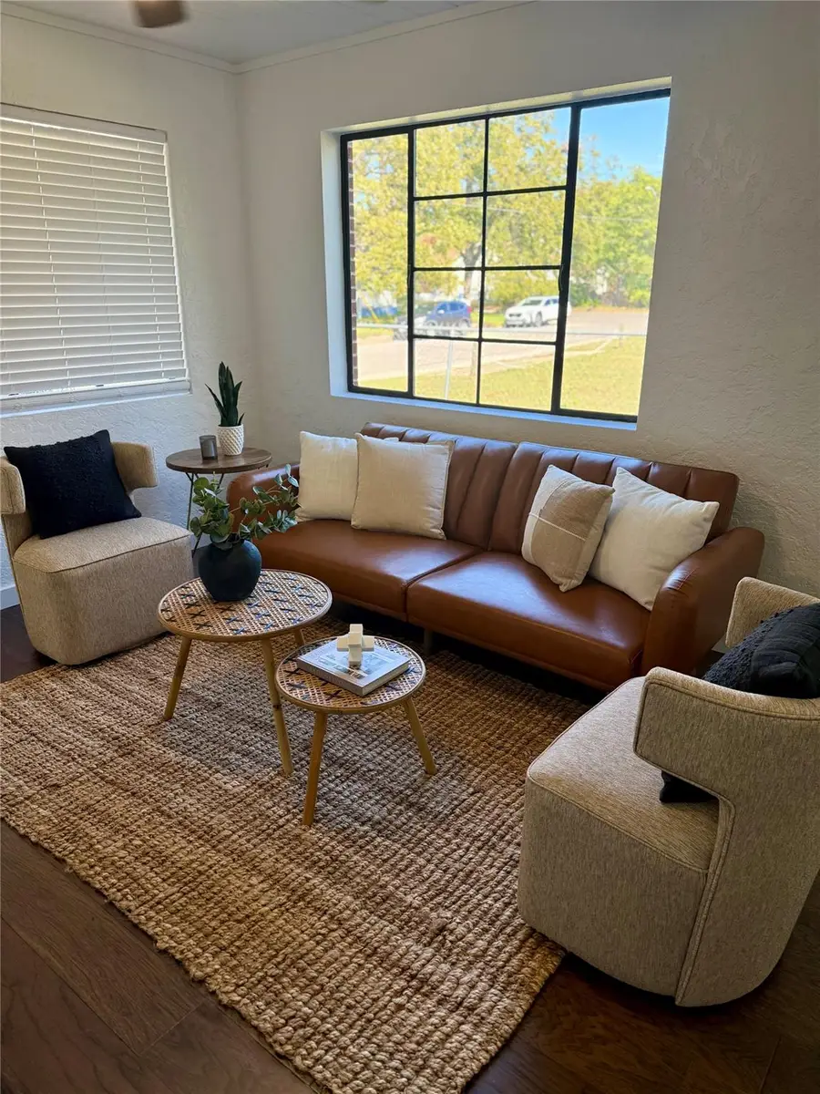 5611 Joe Sayers Ave, Austin, TX 78756 - Image #2