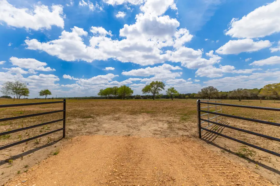 2112 (Tract #4) Baca Loop, Flatonia, TX 78941 - #2