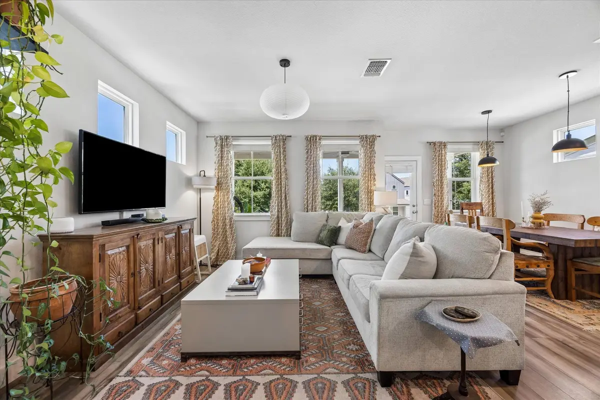 7406 Travertine Spring Dr, Austin, TX 78744 - #1
