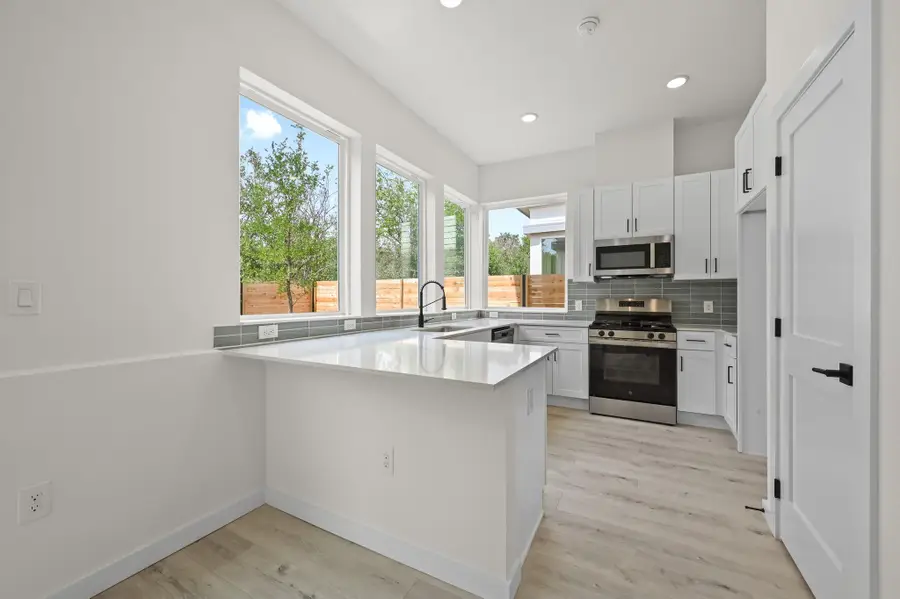 2000 Riverside Farms Rd #18101, Austin, TX 78741 - #2