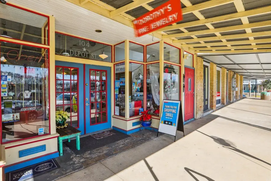 116 Hornet St, Elgin, TX 78621 - #3