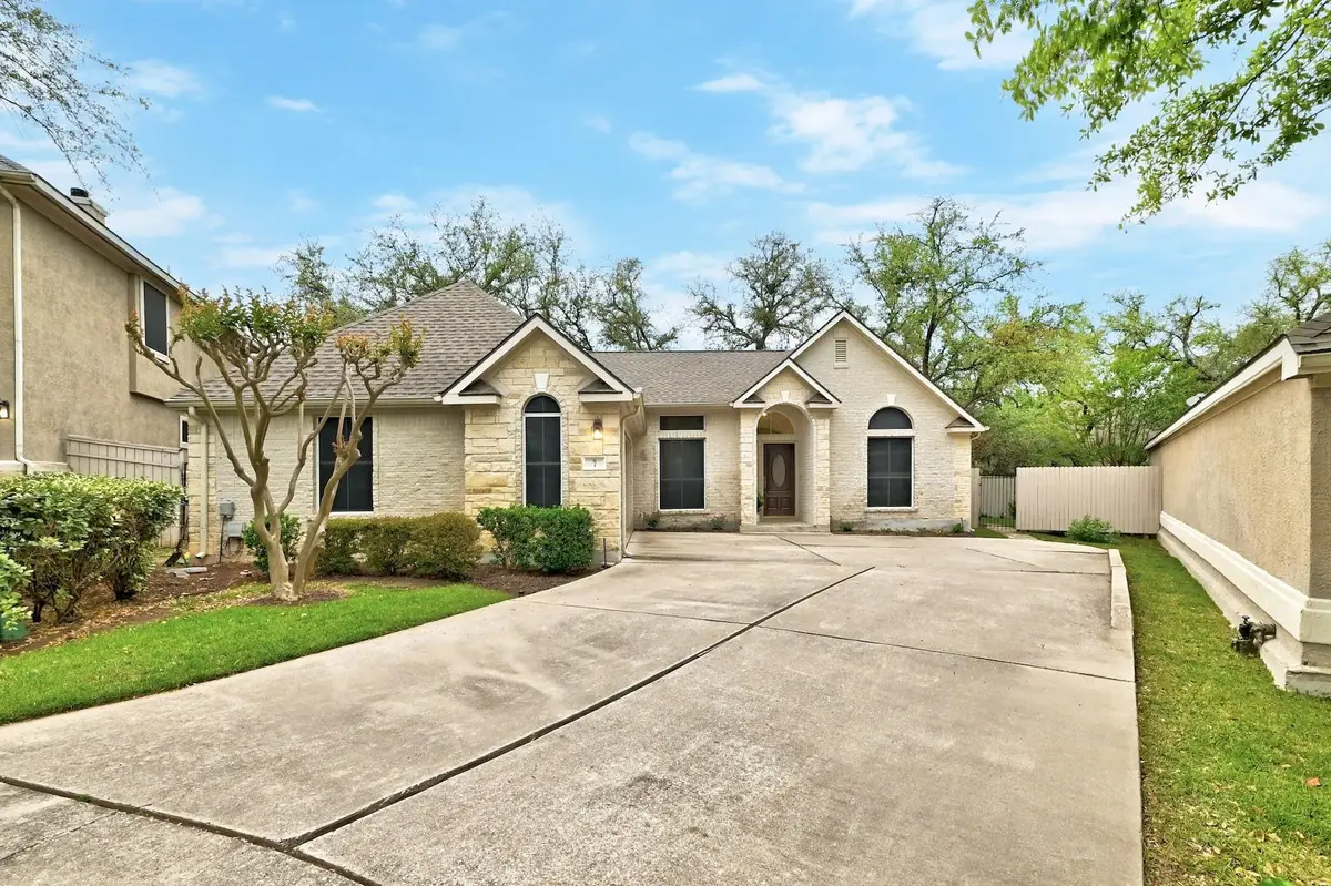 7 Muirfield Greens Cv, Lakeway, TX 78738 - #1