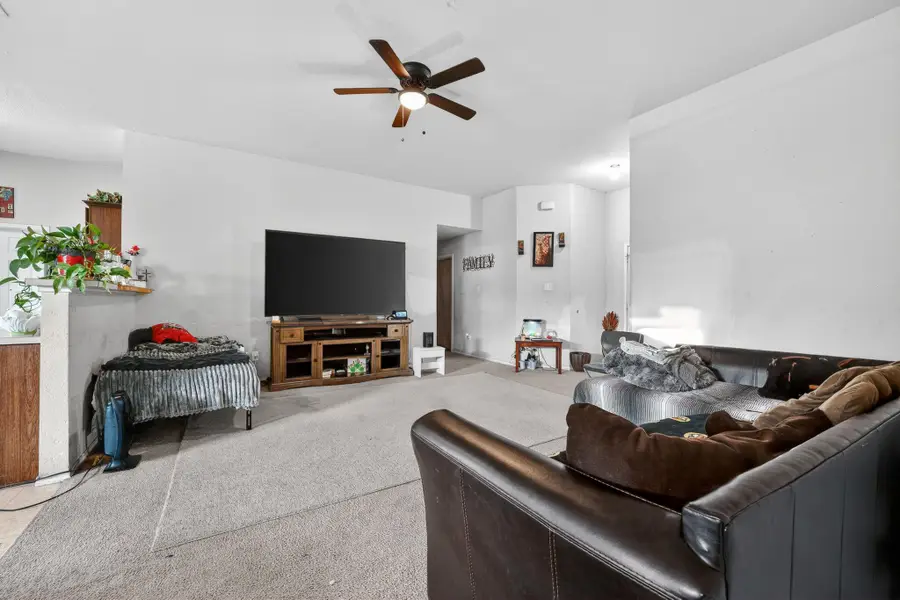 101 Soapstone Dr, Jarrell, TX 76537 - #3