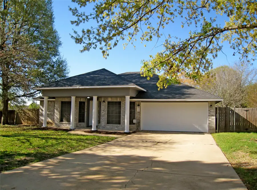 1010 Magnolia Cv, Buda, TX 78610 - #2