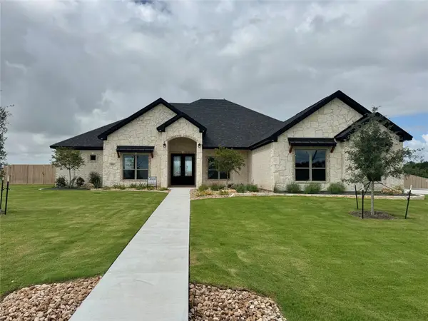 410 Hamer Dr, Salado, TX 76571