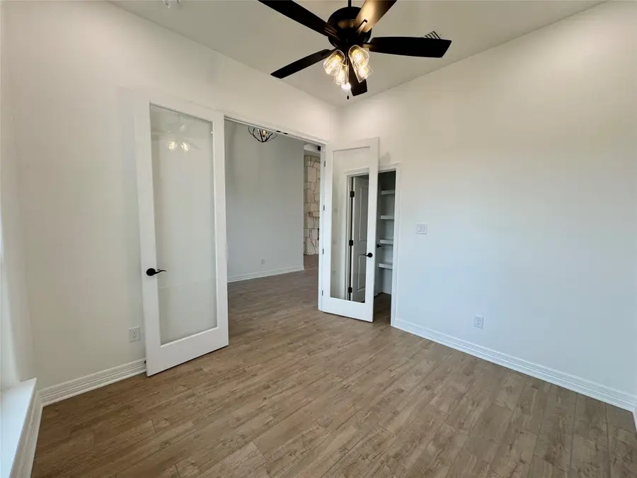 410 Hamer Dr, Salado, TX 76571 - #2