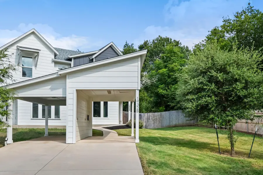 1932 Bunche Rd, Austin, TX 78721 - #2