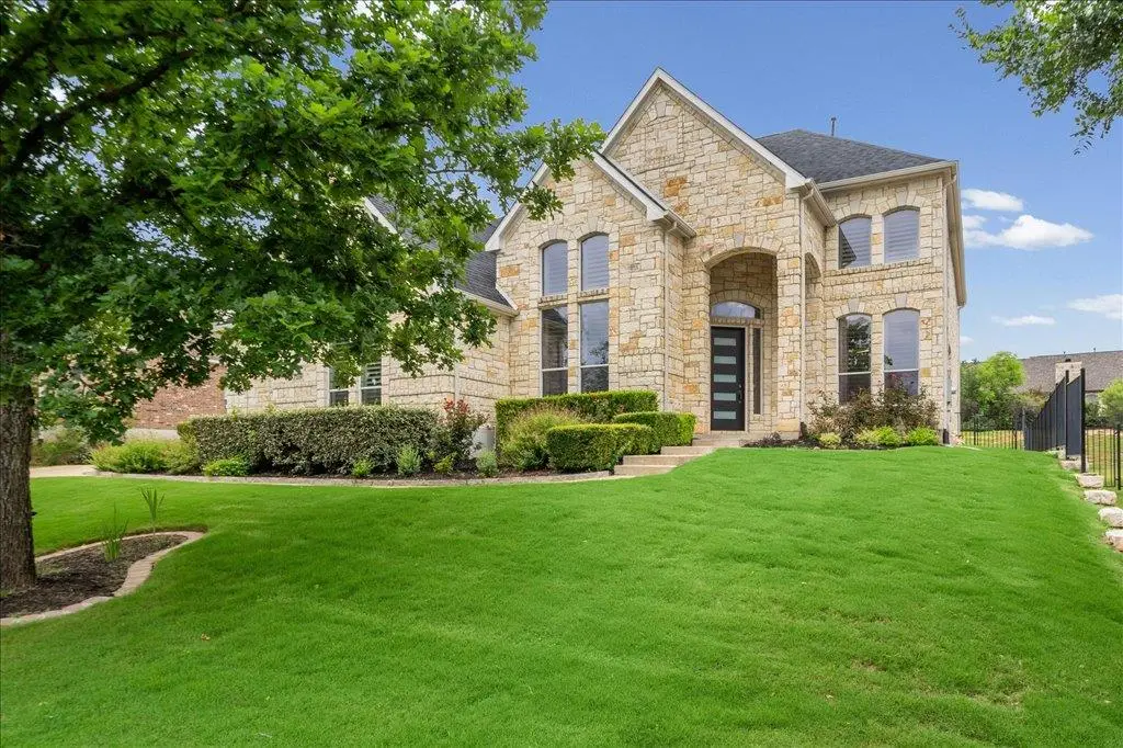 219 Varco Dr, Austin, TX 78738 - #1