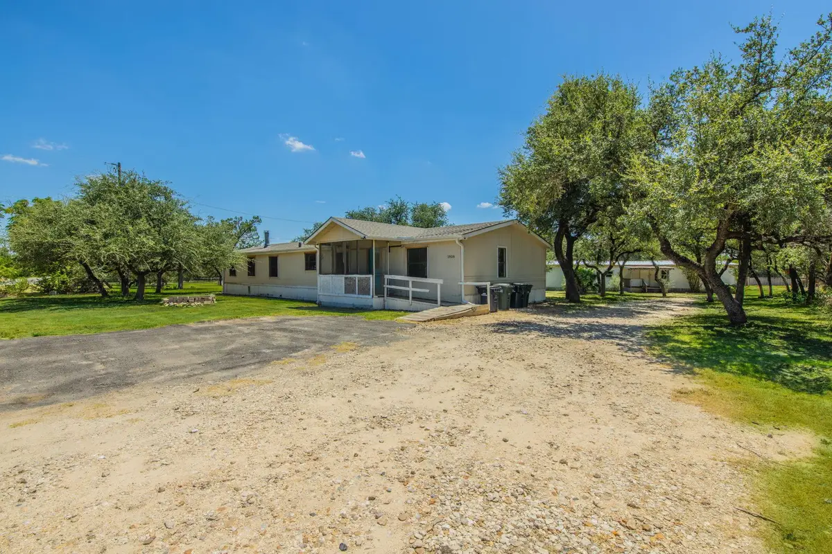 1808 Falcon Oaks Dr, Leander, TX 78641 - #1