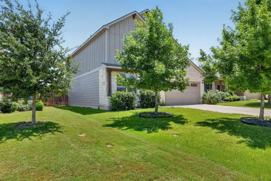 521 Staton St, Georgetown, TX 78626 - #2