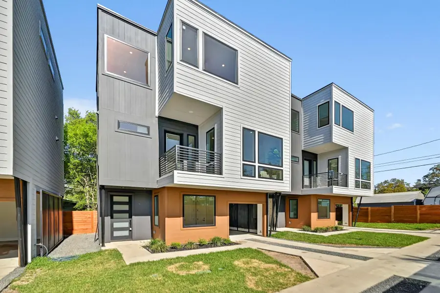 100 W Odell St #1, Austin, TX 78752 - #3