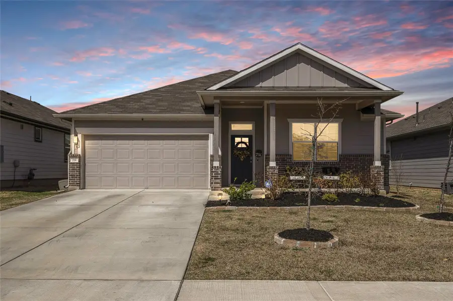 219 Greens Bayou Trl, Hutto, TX 78634 - #3