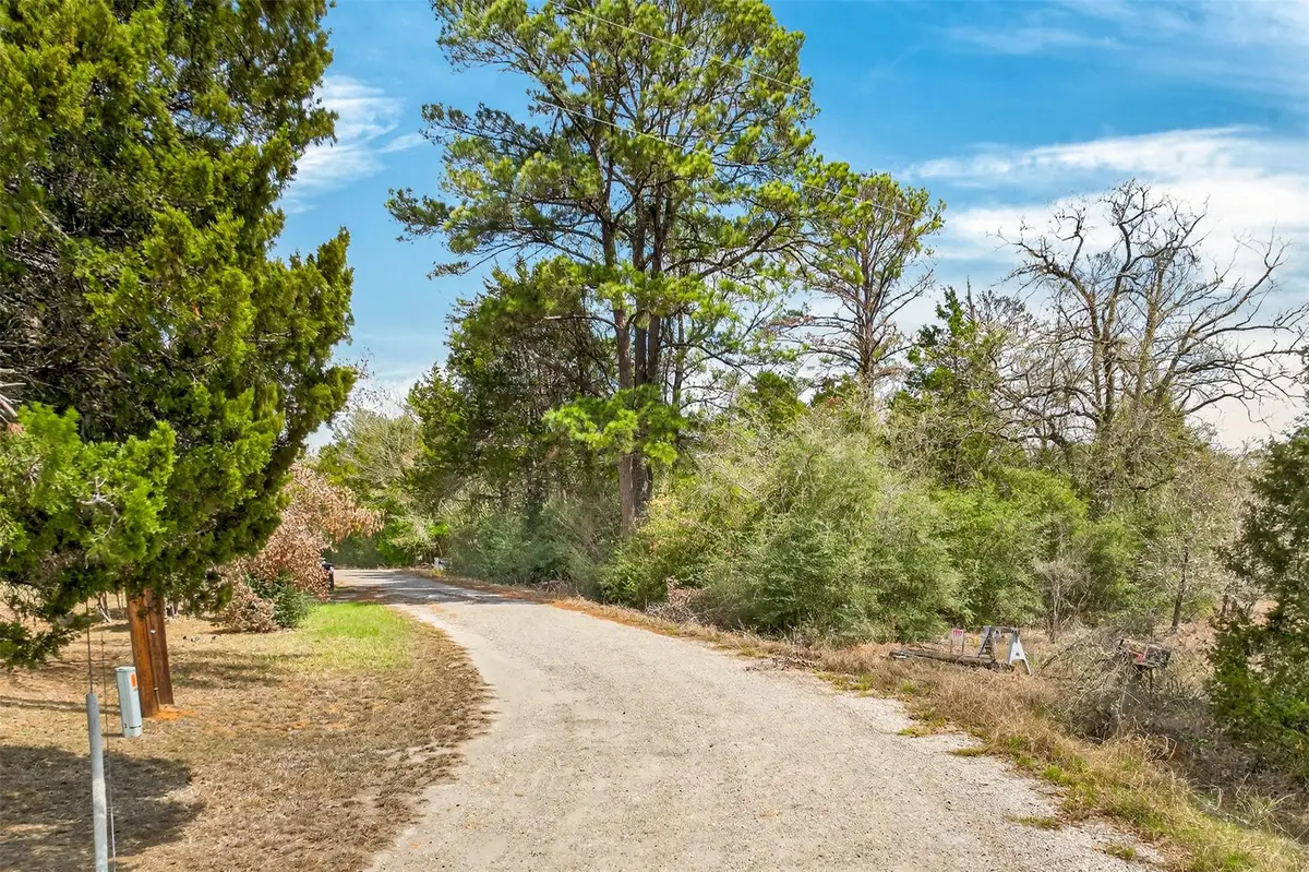 137 Ranchette St, Bastrop, TX 78602 - #1