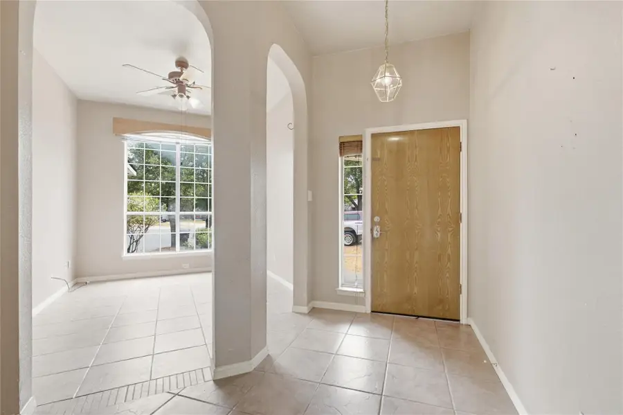 801 Lawmans Ct, Round Rock, TX 78665 - #3